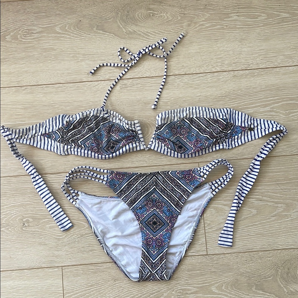 O'neill bikini Size Large